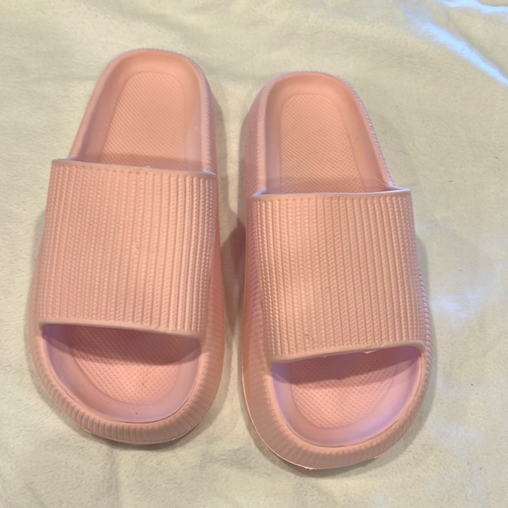 Cloud pink pool slides